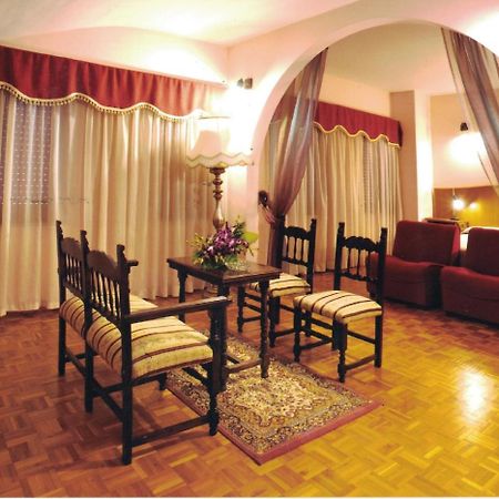 Albergo La Perla Civitella Roveto エクステリア 写真